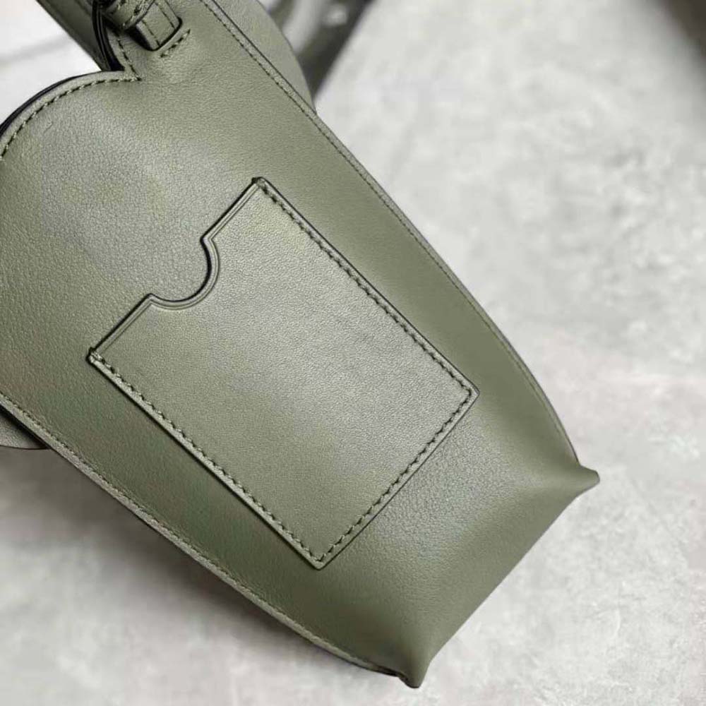Loewe Women Elephant Pocket in Classic Calfskin-Green - image 5