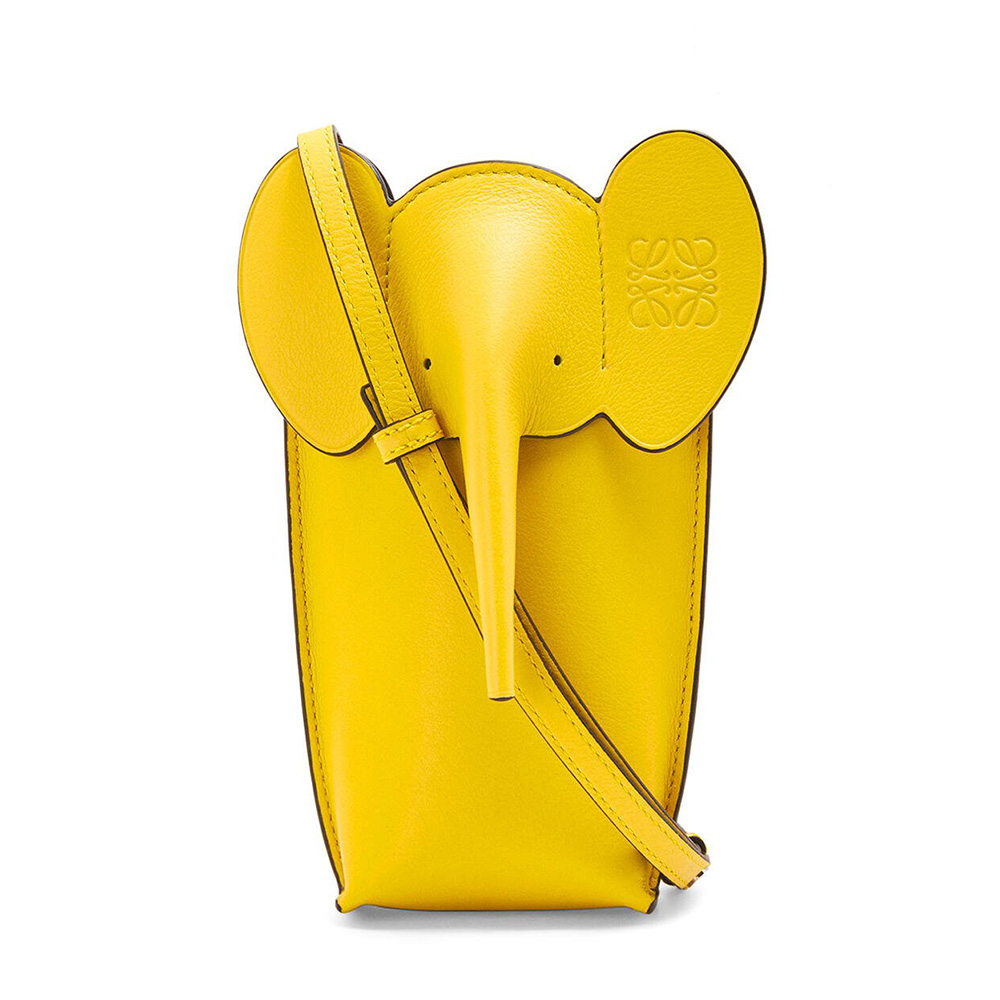 Front view of Loewe Women Elephant Pocket in Classic Calfskin-Yellow
