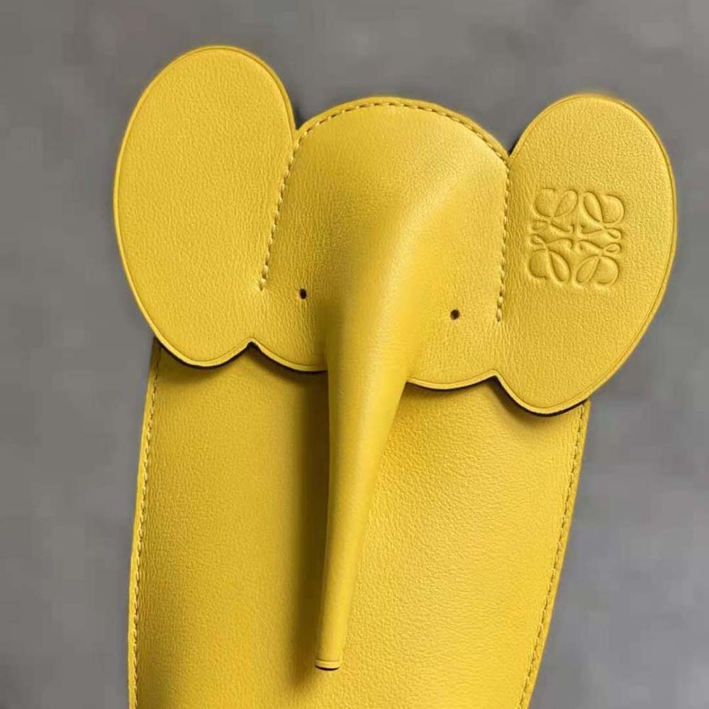 Loewe Women Elephant Pocket in Classic Calfskin-Yellow - image 5