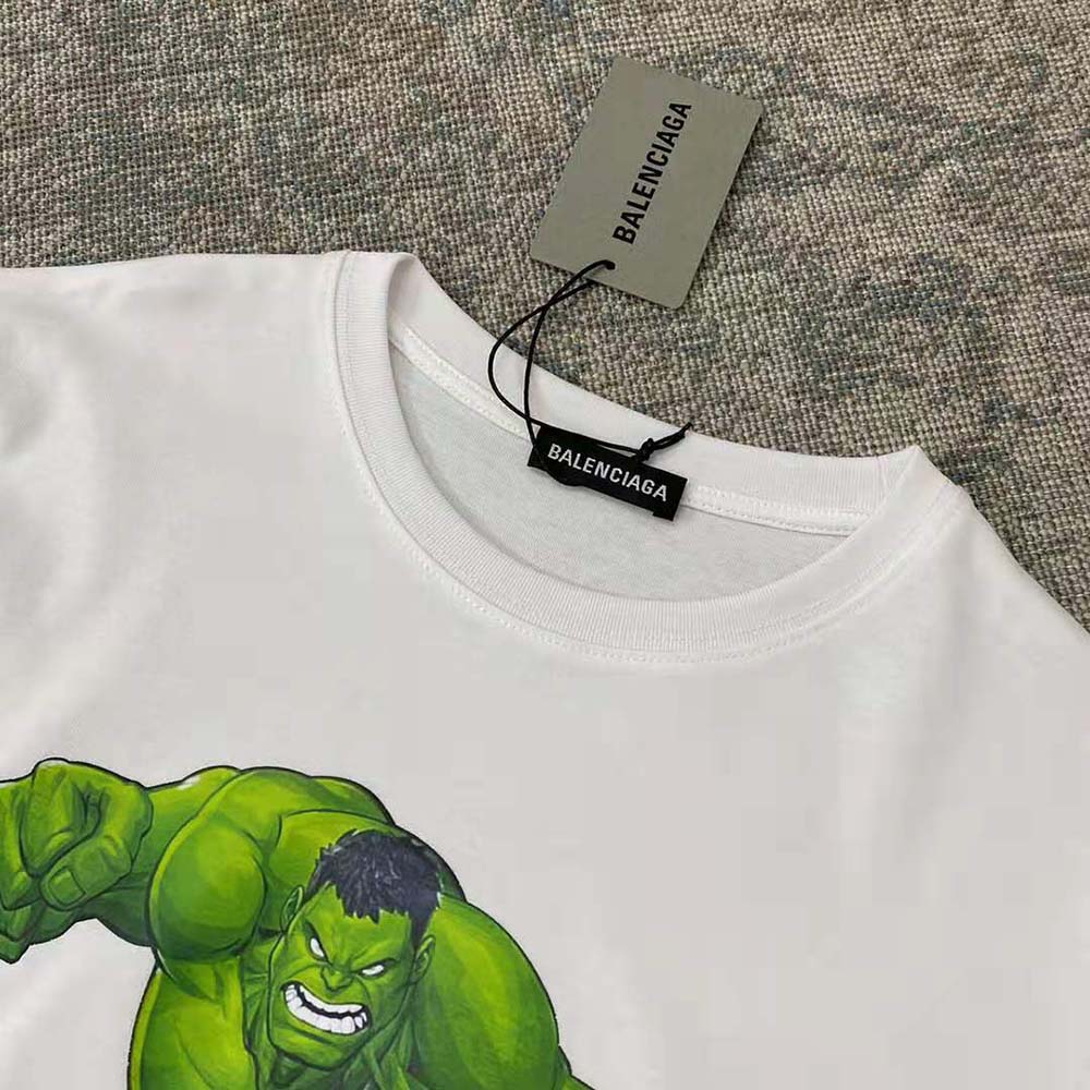 Side profile showing medium fit and cotton texture of Balenciaga Hulk T-Shirt