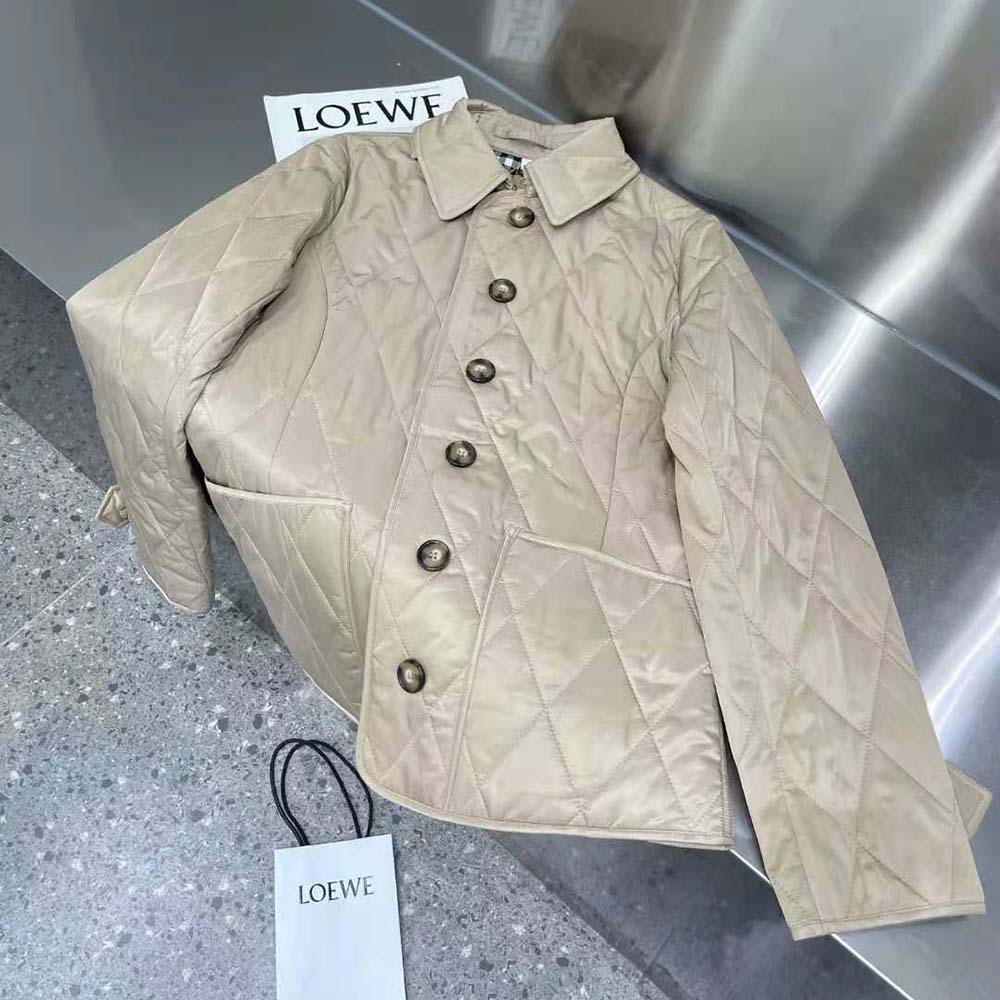 Close-up diamond quilted detail on Burberry Women Diamond Quilted Thermoregulated Jacket
