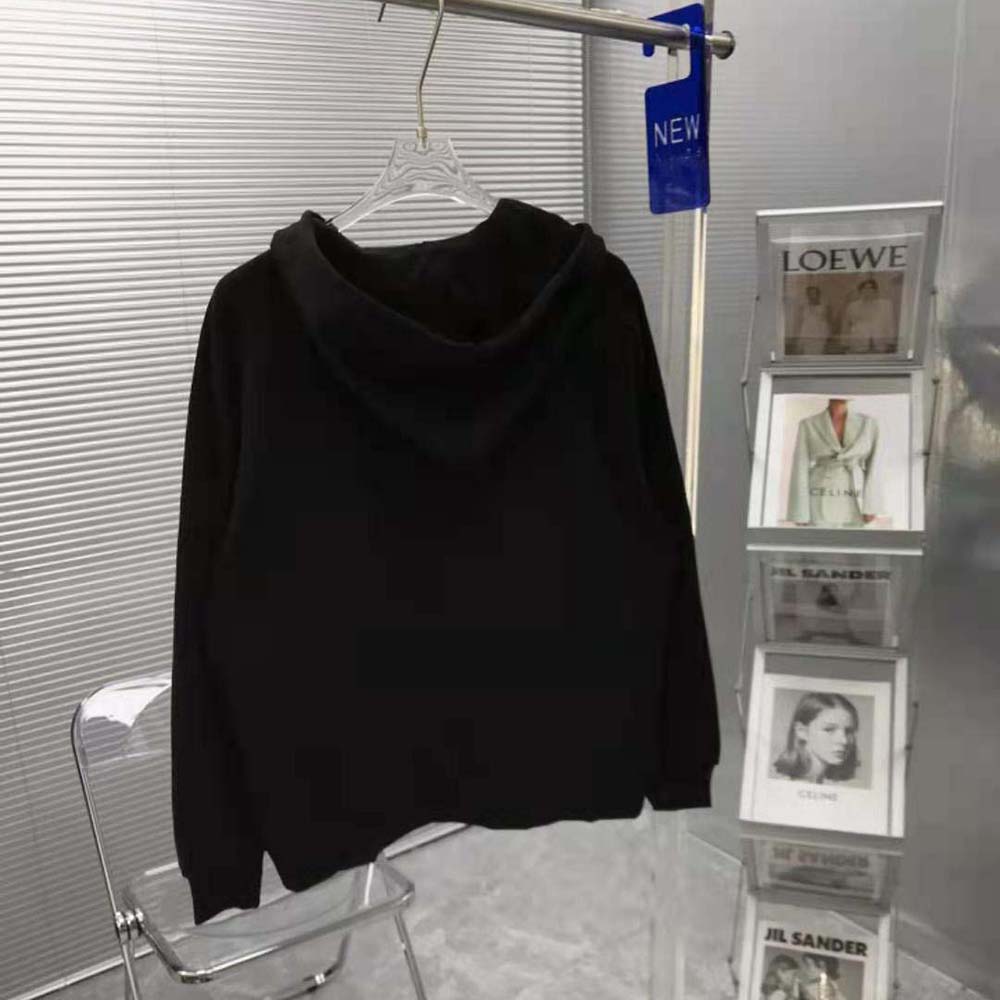 Side angle showing loose fit of Celine Men Loose Sweatshirt black
