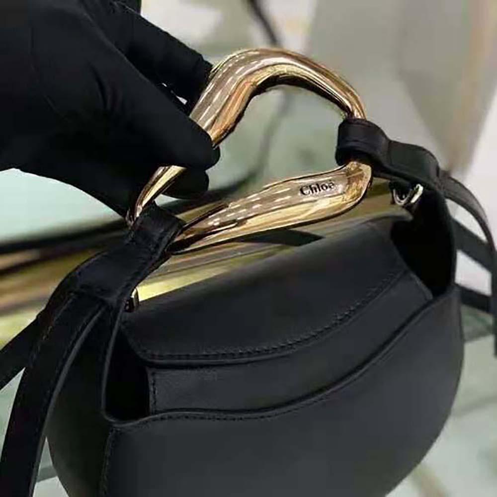 Chloe Women Kiss Small Purse in Small Grain Calfskin-Black - image 9