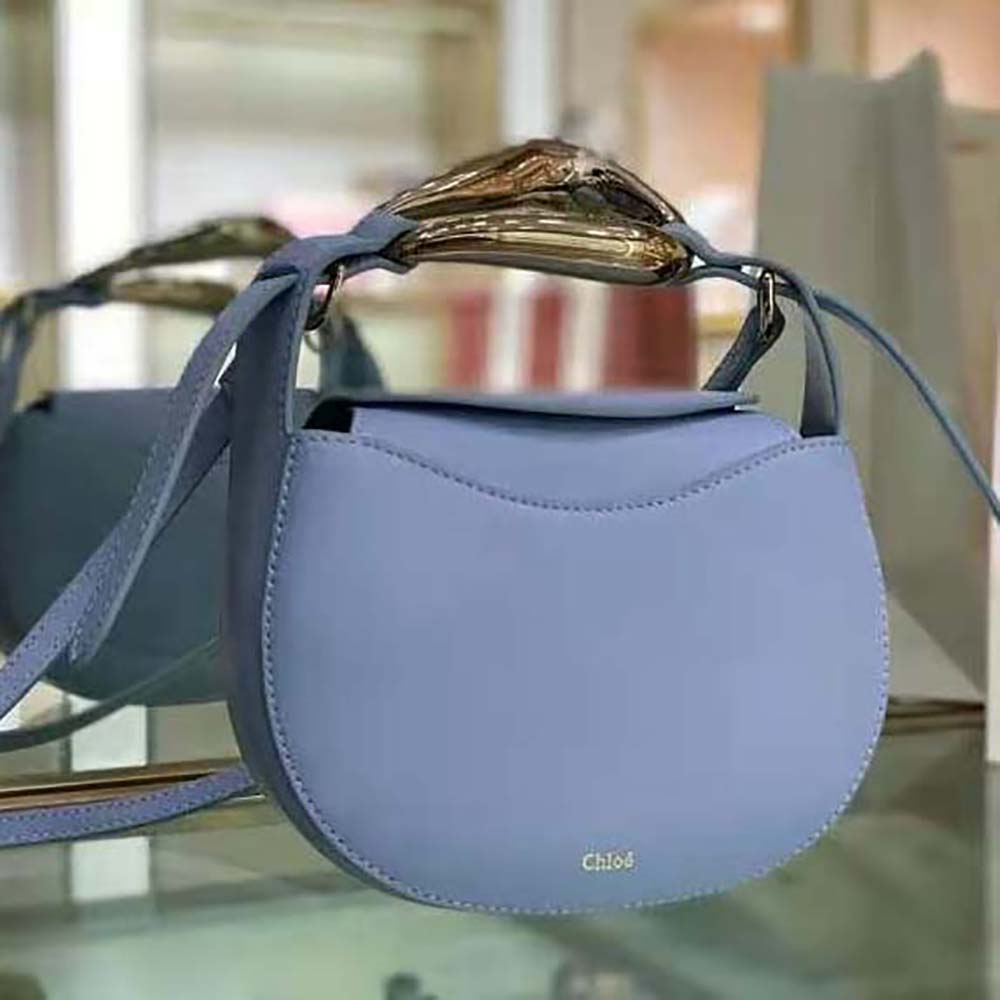 Chloe Women Kiss Small Purse in Small Grain Calfskin-Blue - image 5