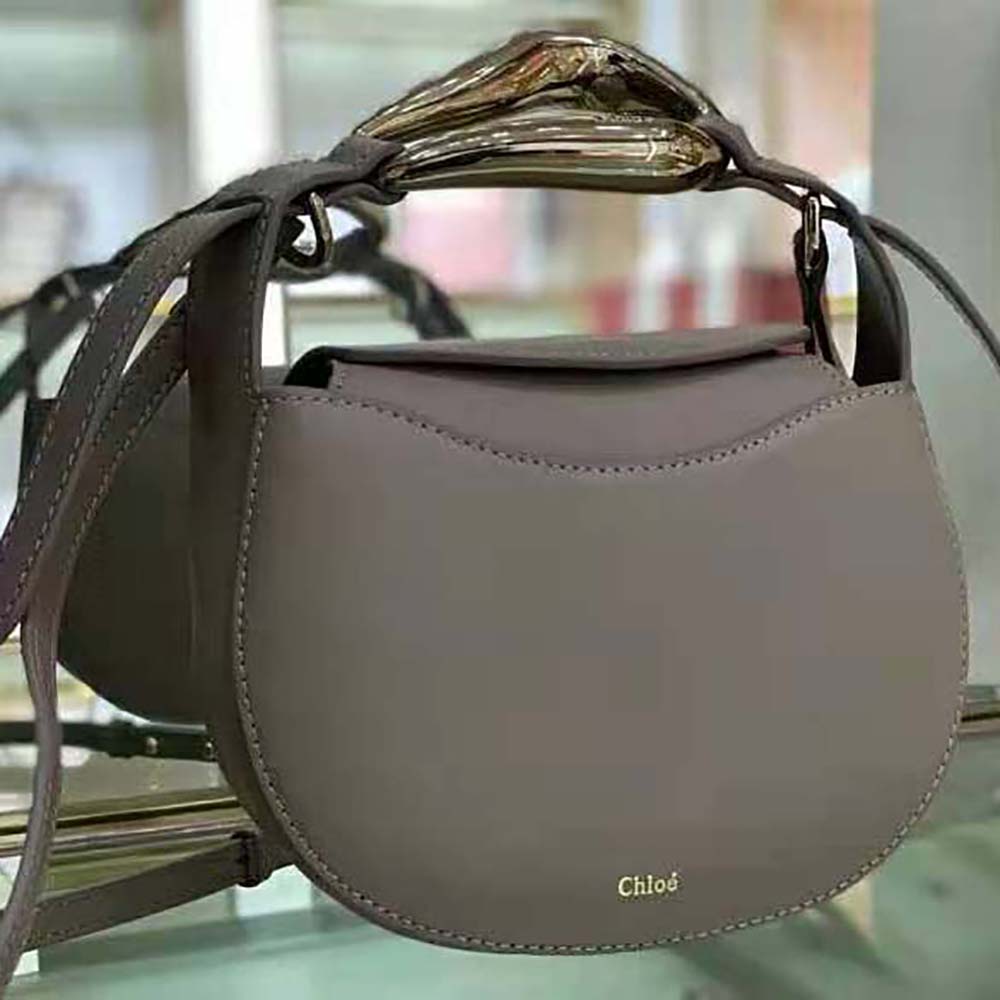 Chloe Women Kiss Small Purse in Small Grain Calfskin-Gray - image 5