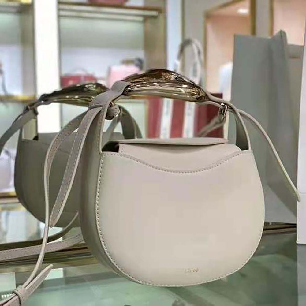 Chloe Women Kiss Small Purse in Small Grain Calfskin-White - image 8