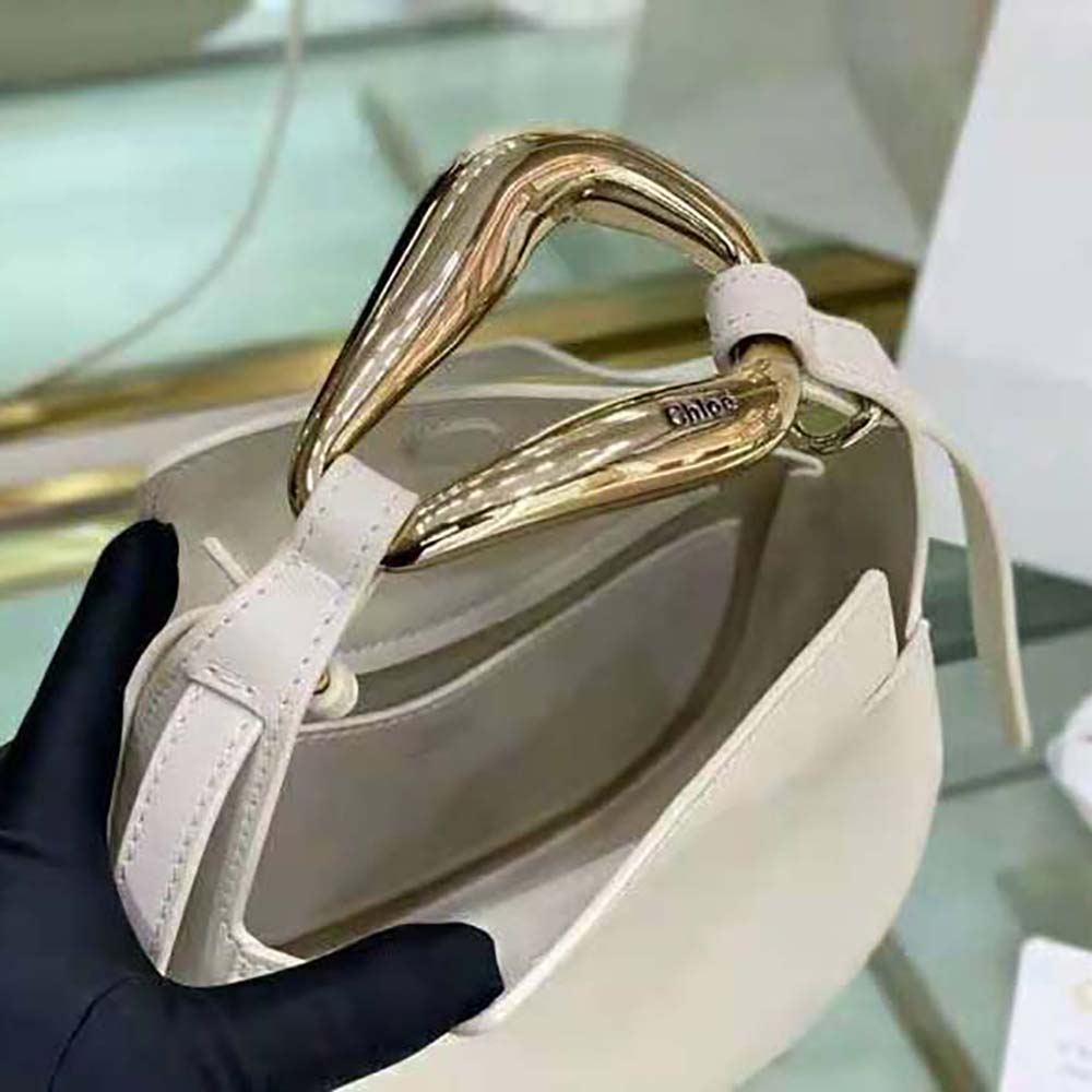 Chloe Women Kiss Small Purse in Small Grain Calfskin-White - image 9