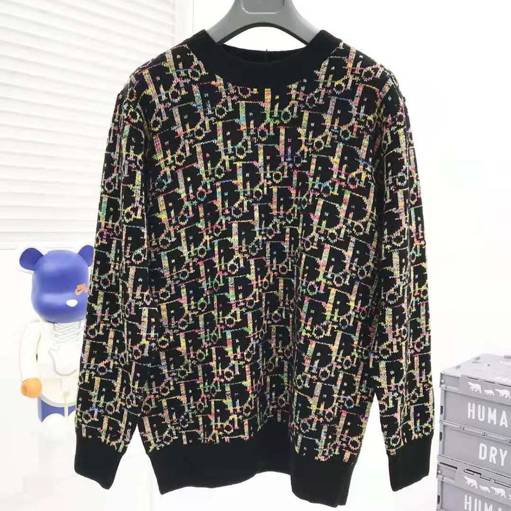 Side angle showing silhouette of Dior Men Oblique Sweater Black Wool Jacquard