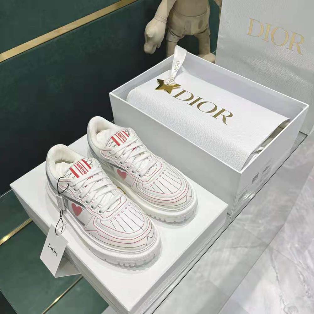 Overhead shot showing technical fabric and sole of Dior Women Dioramour Dior Addict Sneaker