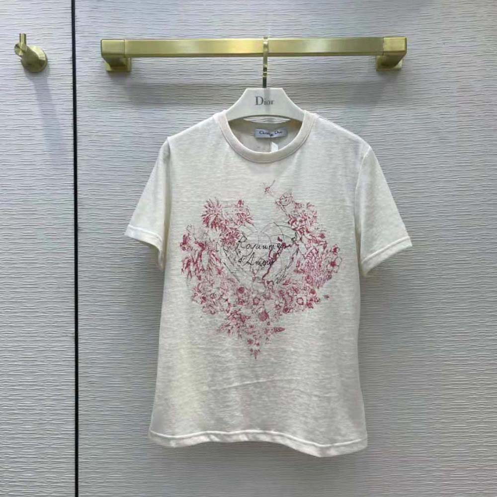 Side angle showing relaxed fit of Dior Women Dioramour T-shirt
