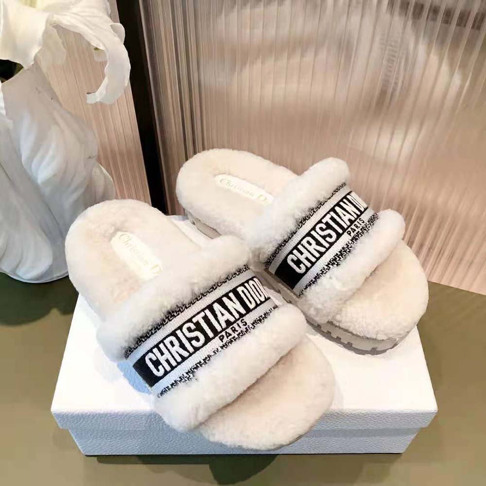 Close-up of intricate embroidery on Dior Women Dway Slide sandal