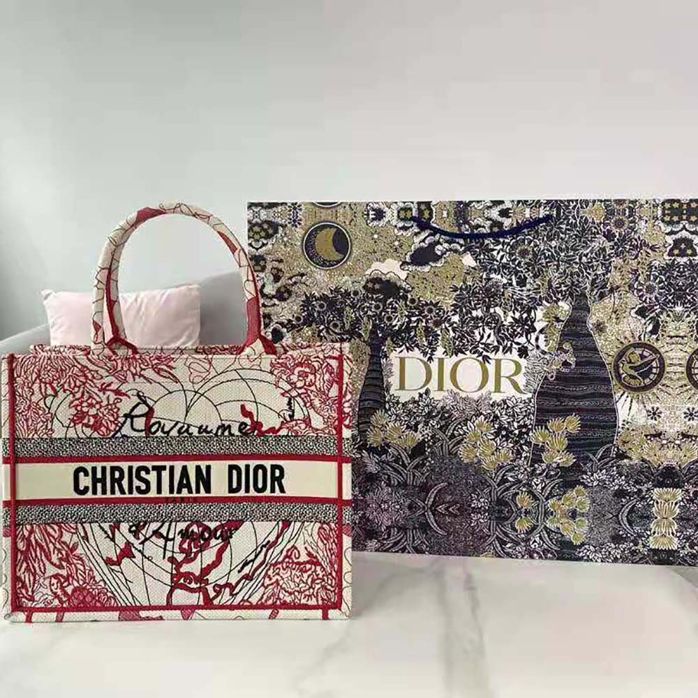 Close-up of D-Royaume D Amour embroidery detail on Dior Women Small Dior Book Tote
