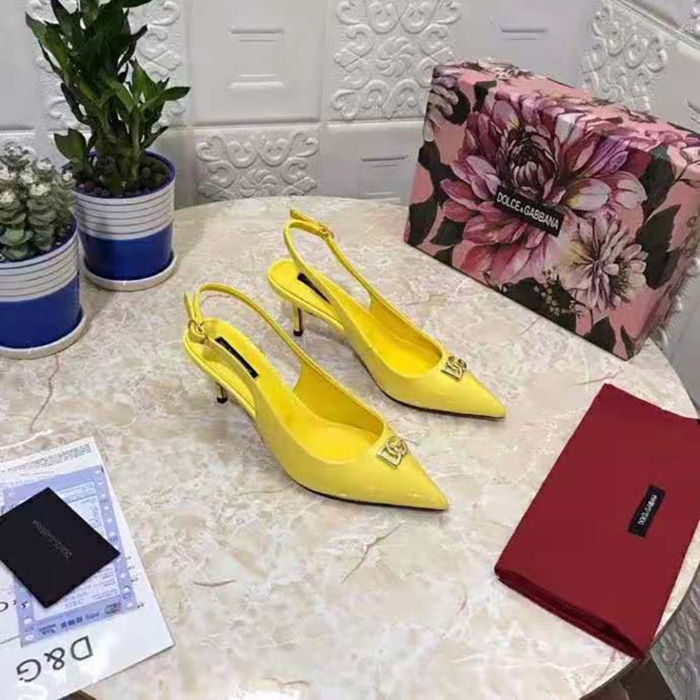 Overhead shot showing adjustable slingback strap of Dolce Gabbana D&G slingbacks