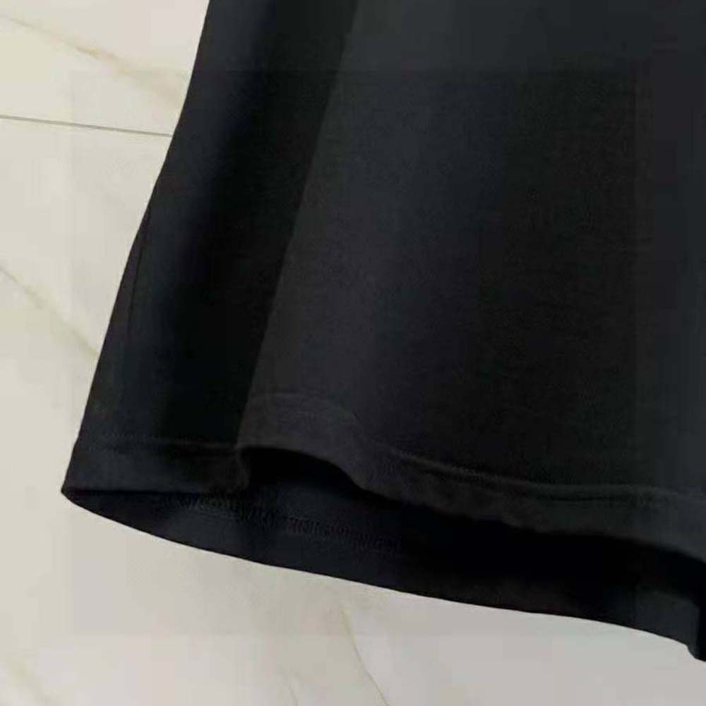 Givenchy Men Contrasted Black Jersey T-shirt with Black and White Photo Print - image 8