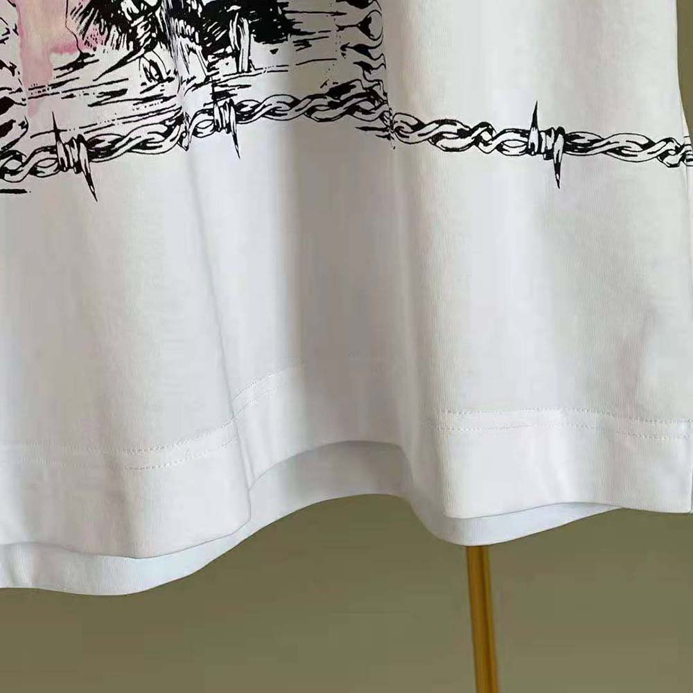 Givenchy Men Gothic Printed Oversized T-Shirt-Pink - image 10