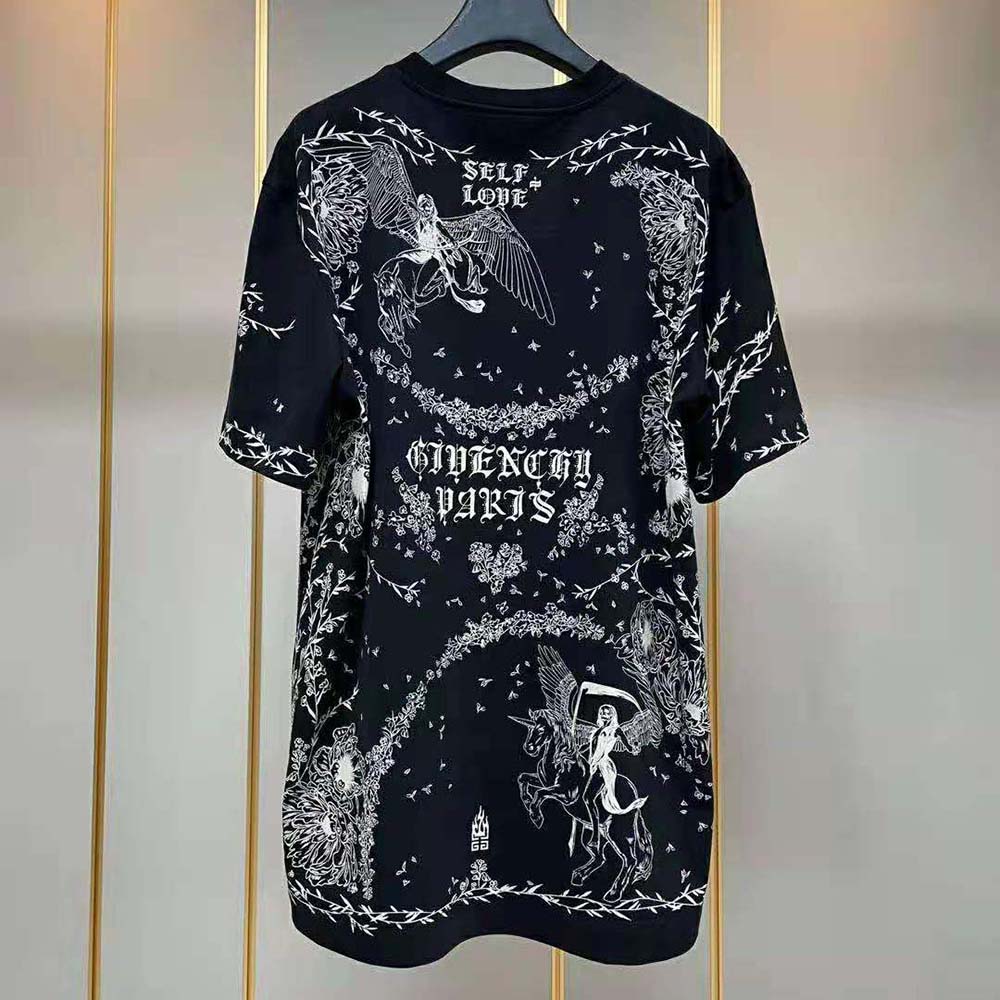 Side angle showing fit of Givenchy Men Gothic Printed T-Shirt-Black on model