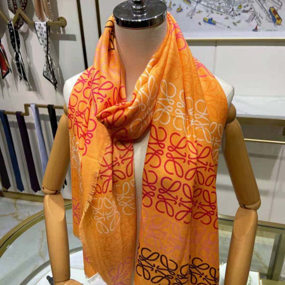 Side angle showing texture and color of Loewe Women Anagram Lines Scarf