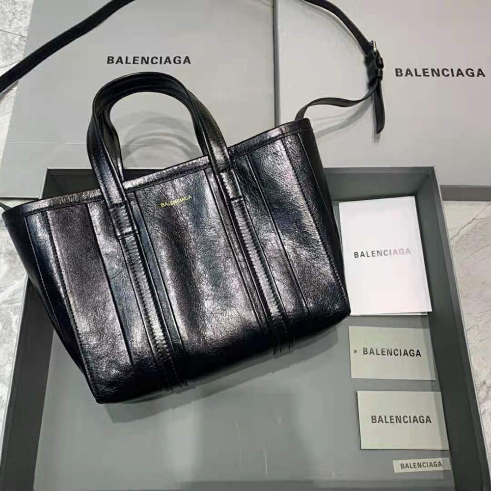 Close-up of silver hardware on Balenciaga Women Barbes Small East-West Shopper Bag