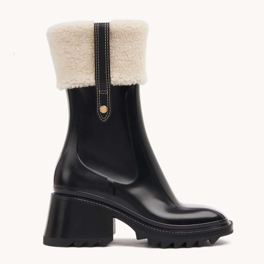 Front view of Chloe Women Betty Rain Boot in black PVC