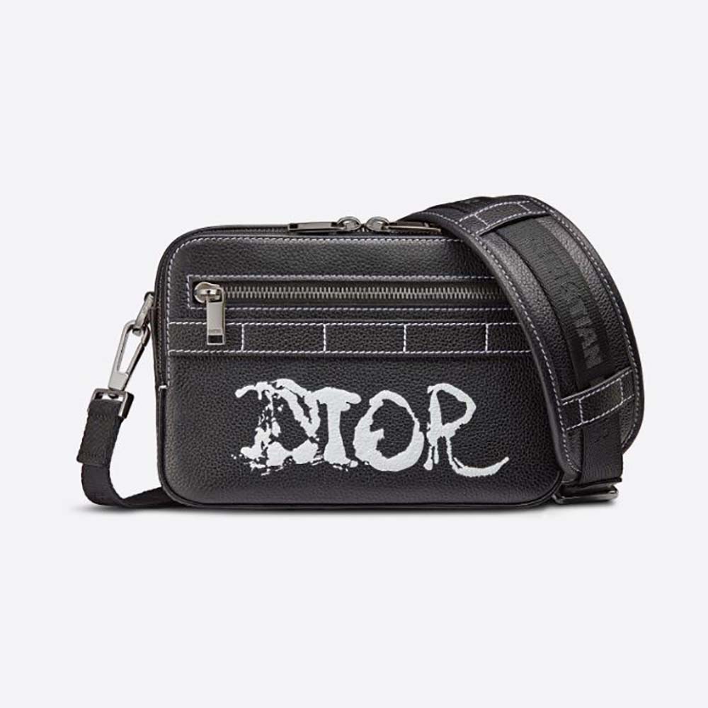 Front angle of Dior Men Peter Doig Safari Messenger Bag black grained calfskin