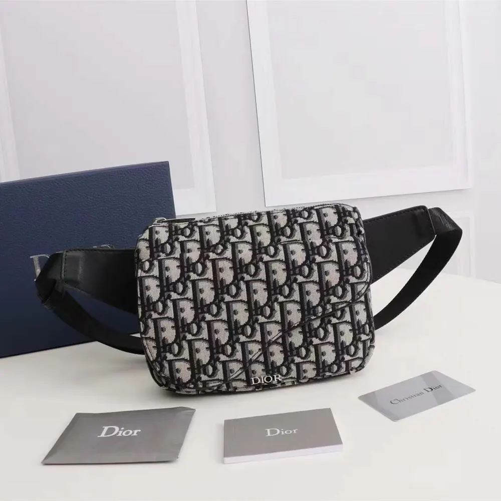 Close-up showing Dior Oblique jacquard pattern and silver hardware detail