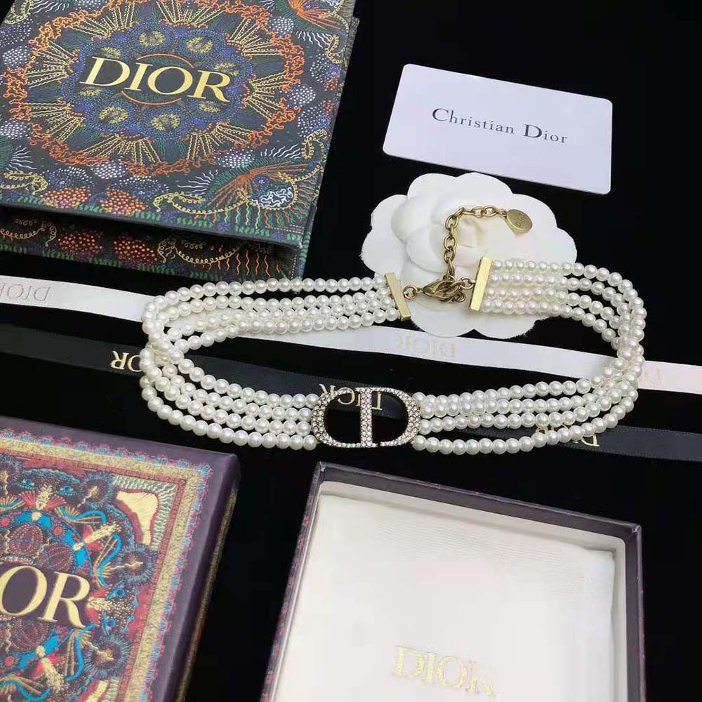 Front view of Dior Women 30 Montaigne Choker Antique Gold-Finish Metal on mannequin