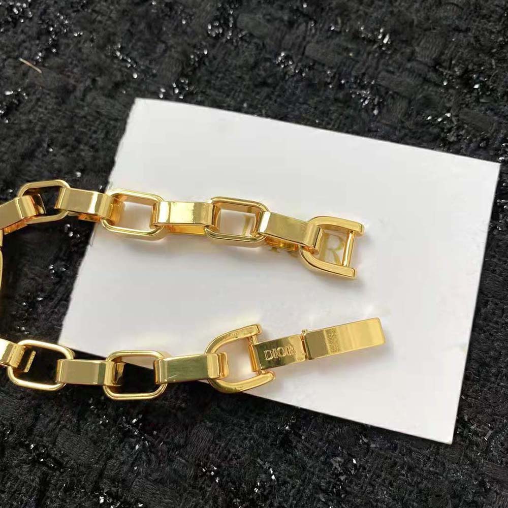 Dior Women 30 Montaigne Necklace gold-finish clasp and signature engraving