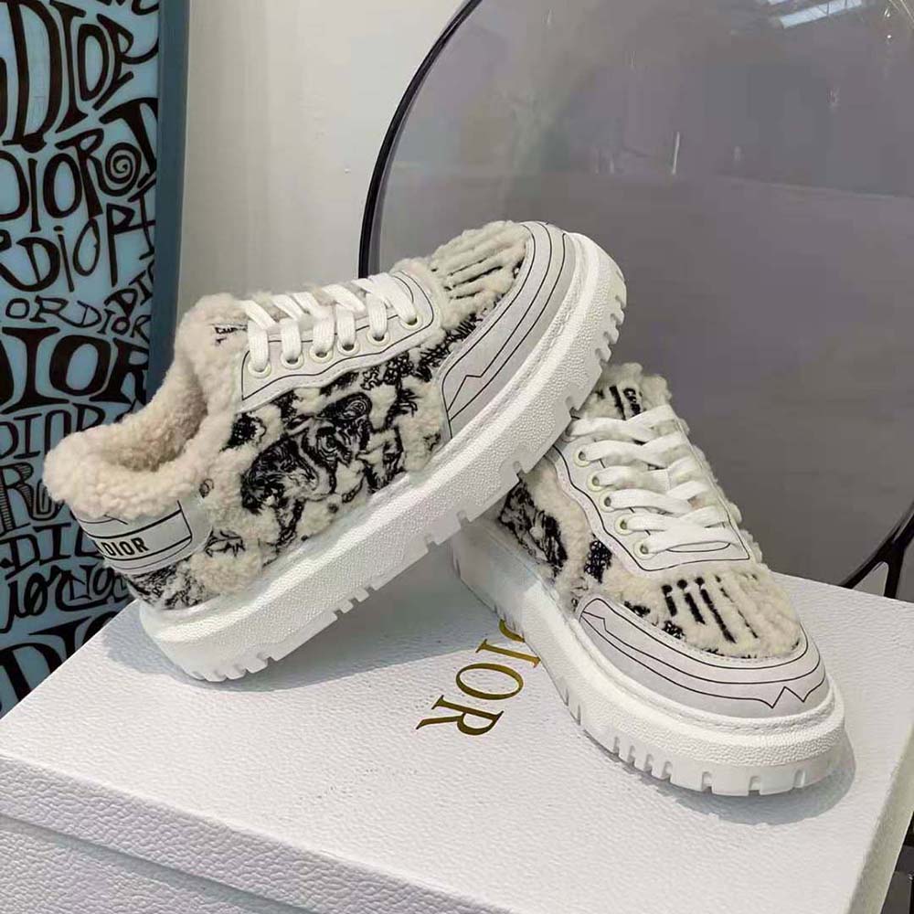 Dior Women Addict Sneaker Blue Toile de Jouy Embroidered Natural Shearling - image 5