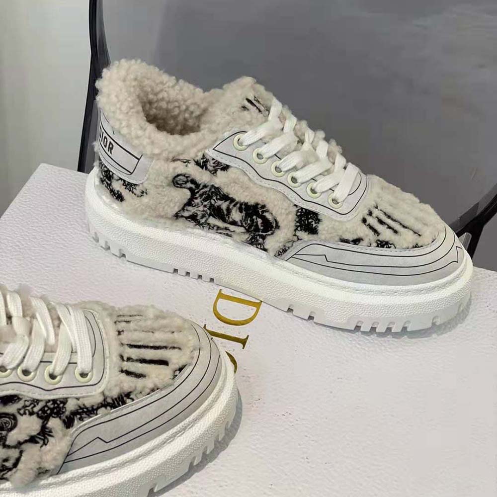 Dior Women Addict Sneaker Blue Toile de Jouy Embroidered Natural Shearling - image 9