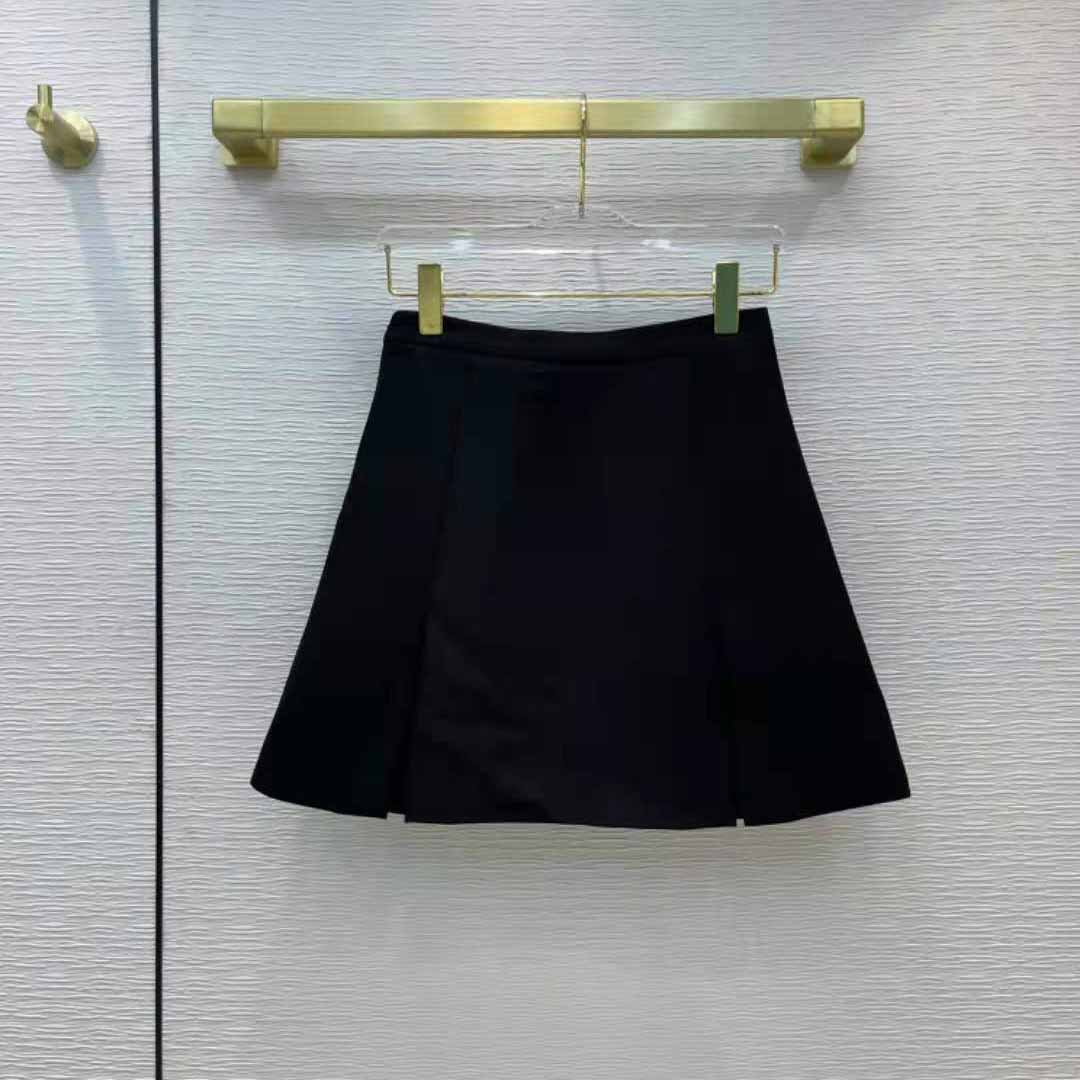 Side angle showing silhouette of Dior Women Dioramour Miniskirt in black