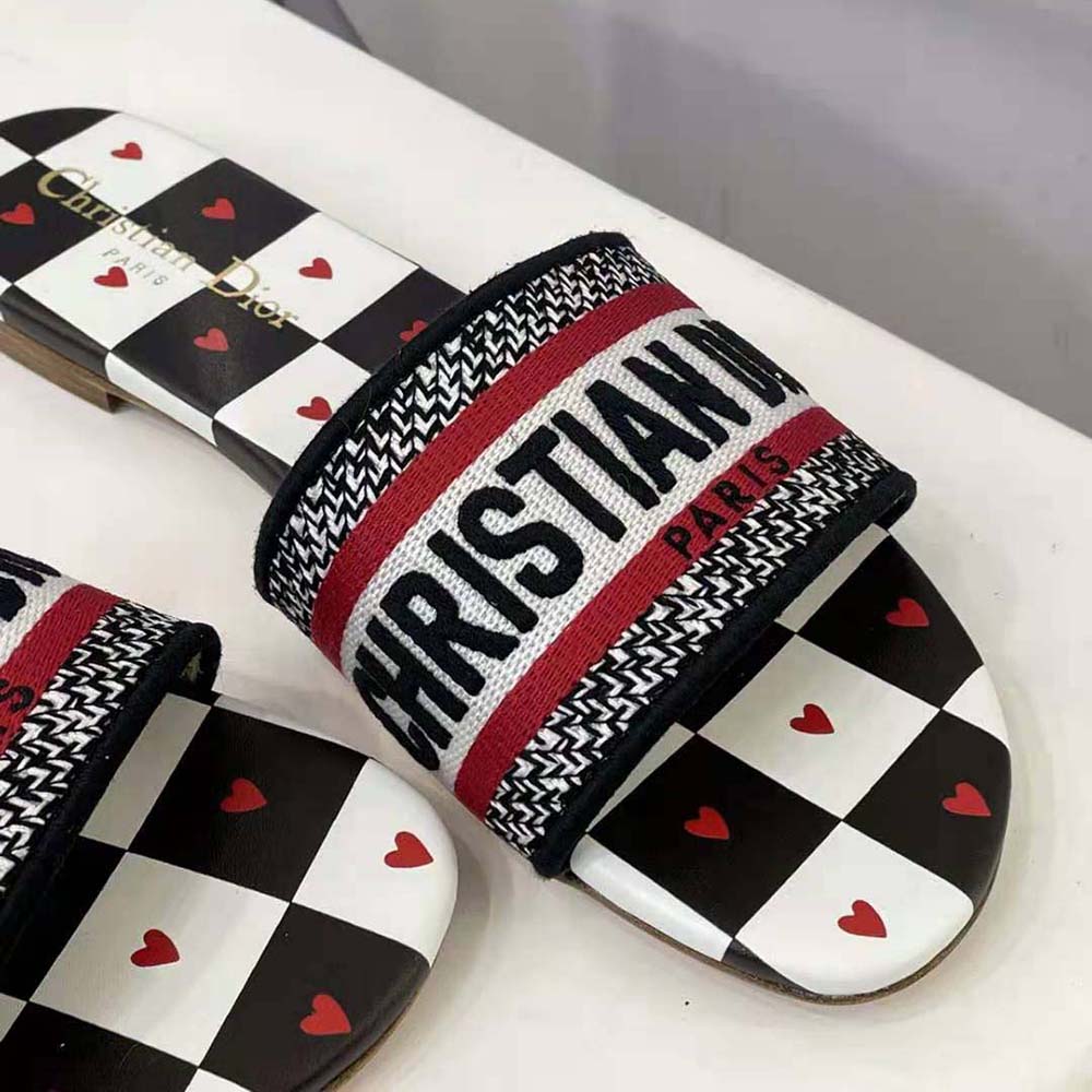 Dior Women Dway Dioramour Slide White Black and Red D-Chess Heart Embroidered Cotton - image 10