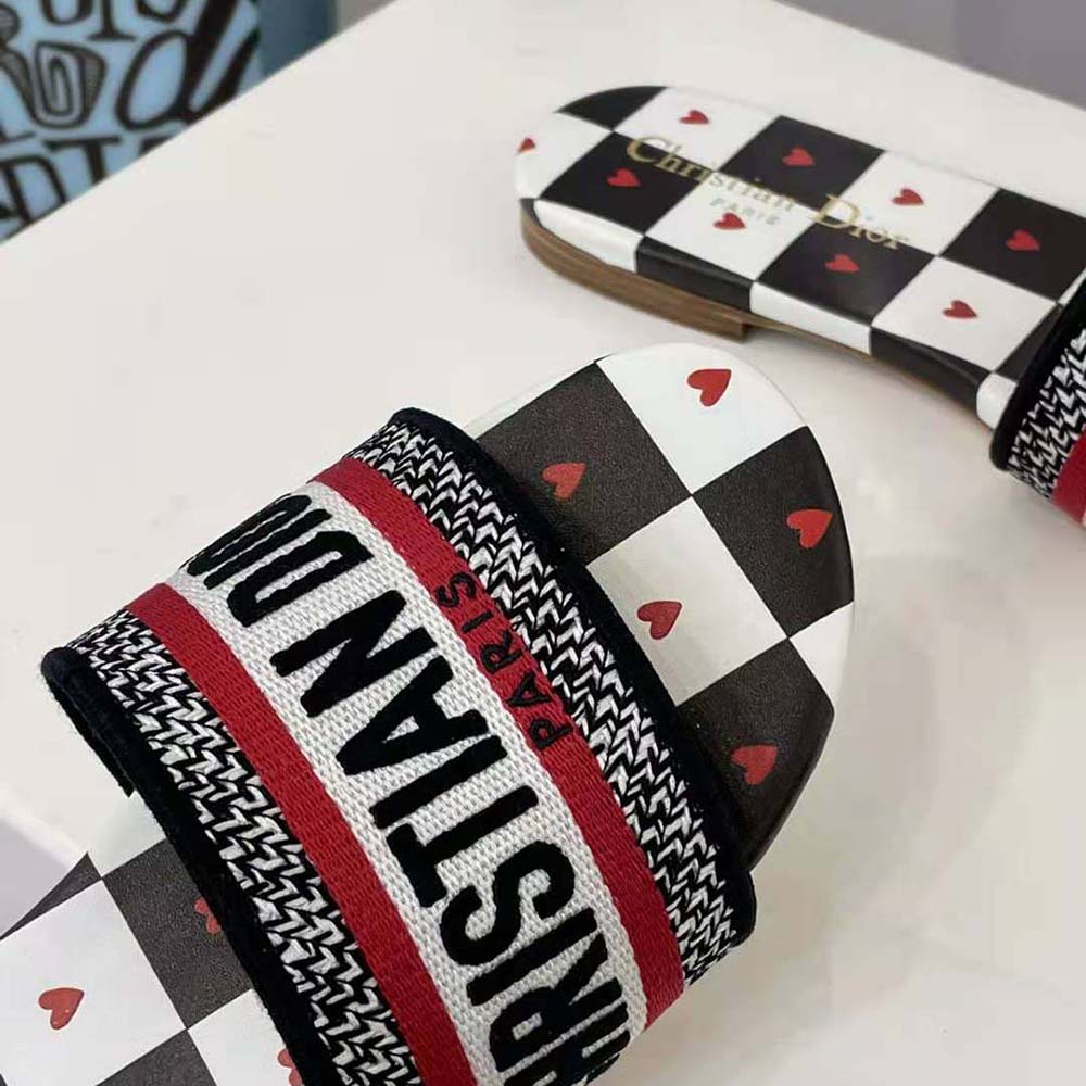 Dior Women Dway Dioramour Slide White Black and Red D-Chess Heart Embroidered Cotton - image 9