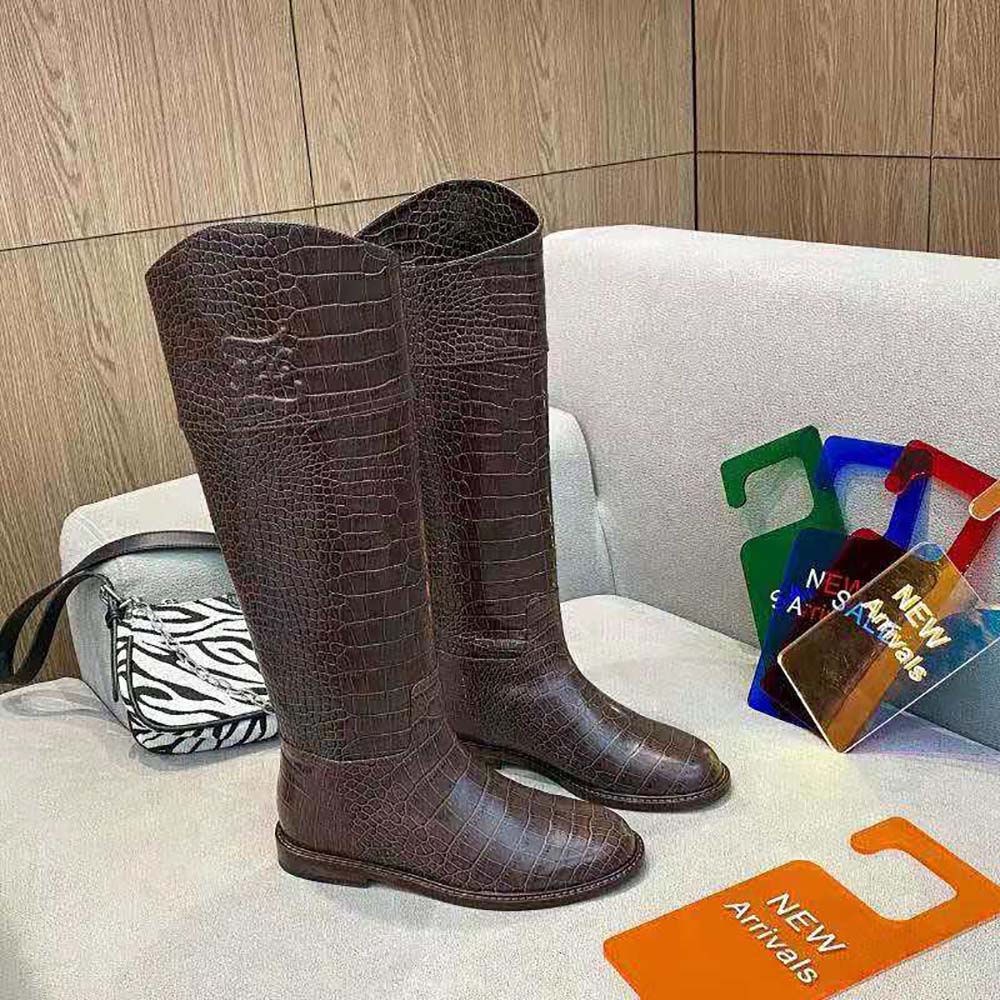 Fendi Women Karligraphy Brown Leather Boots - image 5