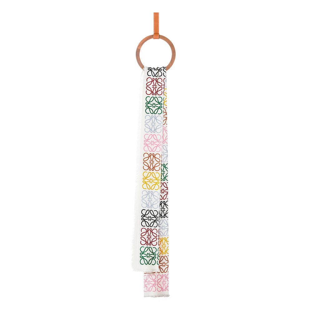 Loewe Women Anagram Lines Scarf in Wool and Cashmere-White folded detail