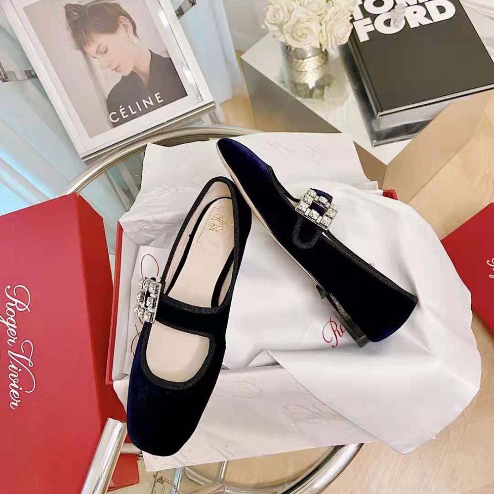 Roger Vivier Women Très Vivier Strass Buckle Babies Ballerinas in Velvet - image 5