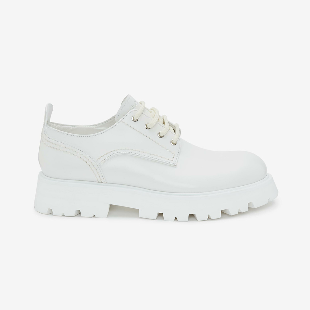 Front view of Alexander Mcqueen Women Wander Lace-Up-White sneakers
