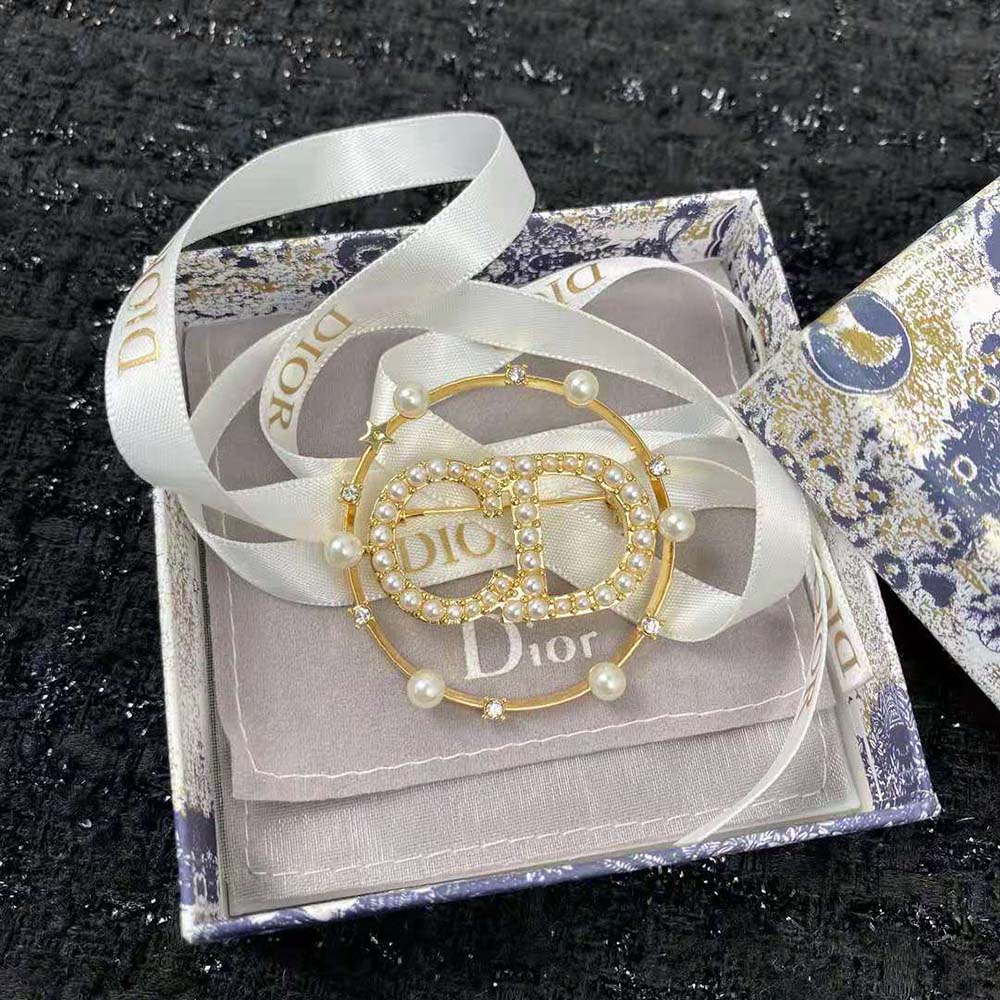 Side angle showing pin closure of Dior Women Clair D Lune Brooch