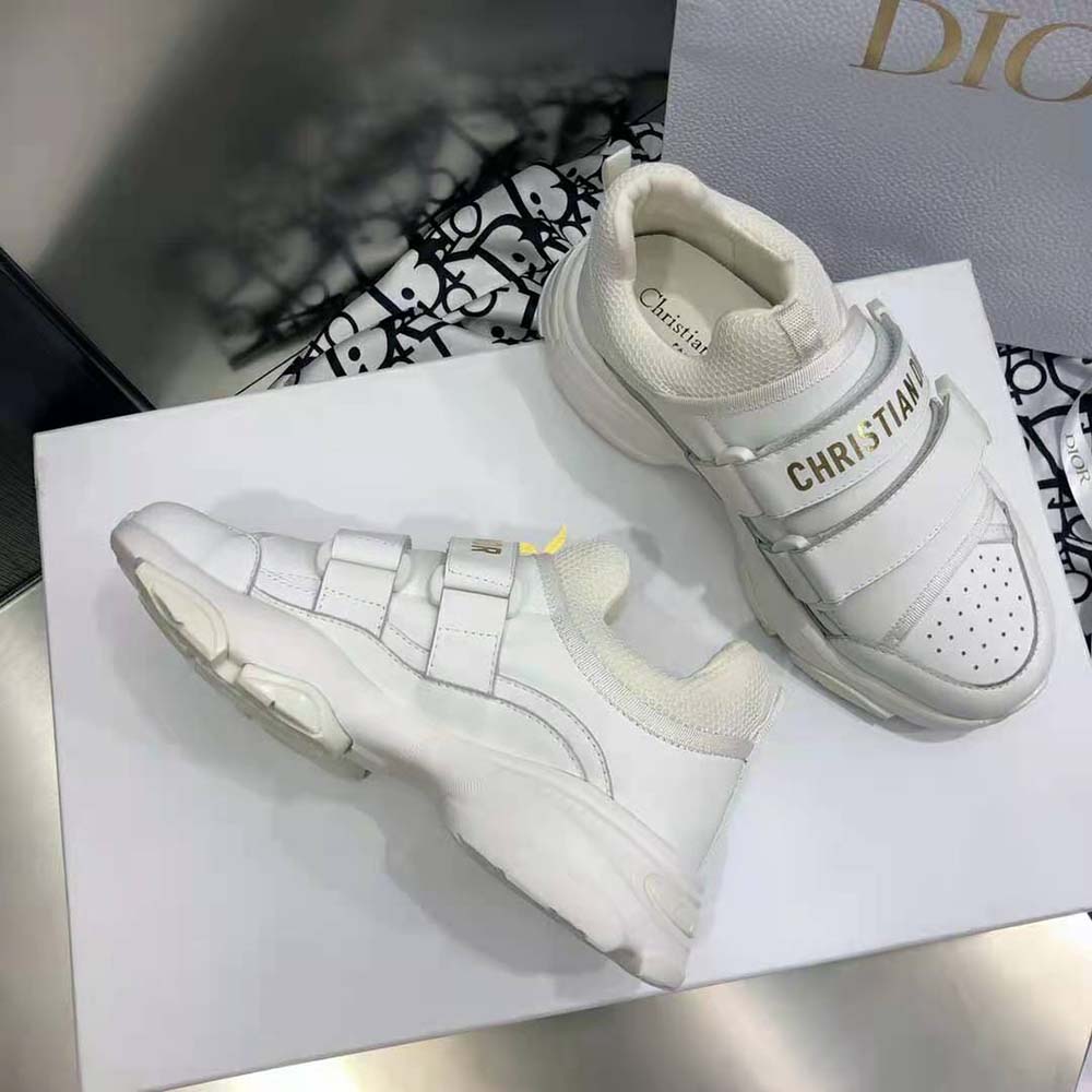 Dior Women D-wander Sneaker White Calfskin - image 5