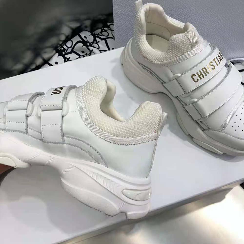 Dior Women D-wander Sneaker White Calfskin - image 6