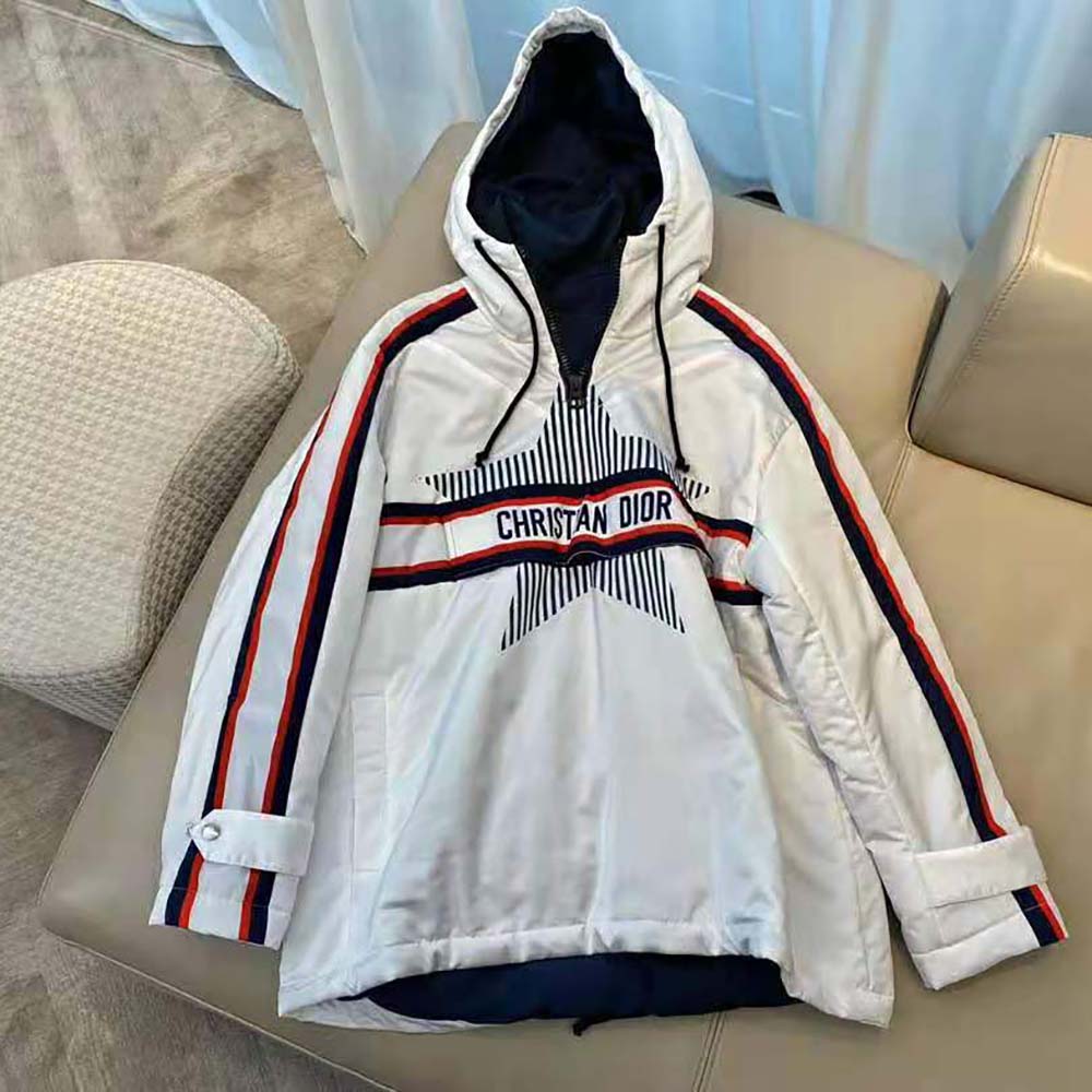 Close-up of three-tone Dior star quilting on Dioralps Hooded Anorak