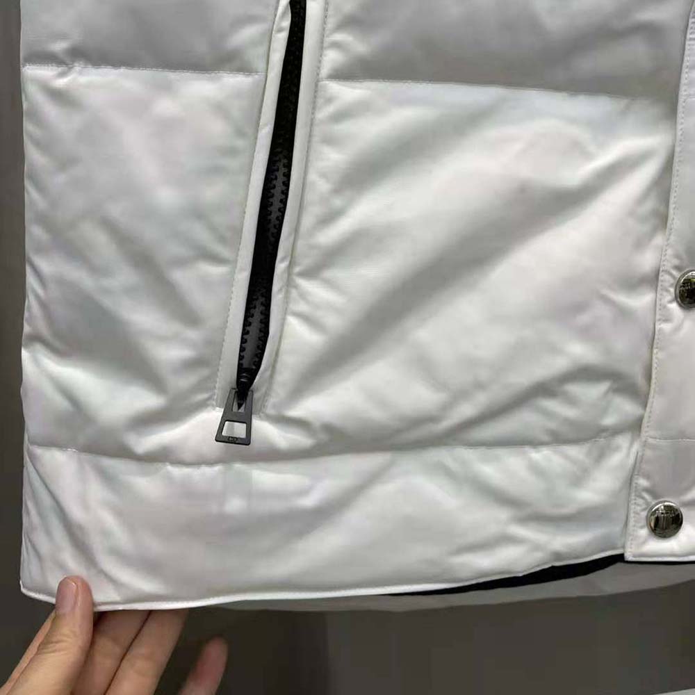Dior Women Dioralps Sleeveless Down Jacket-White - image 5