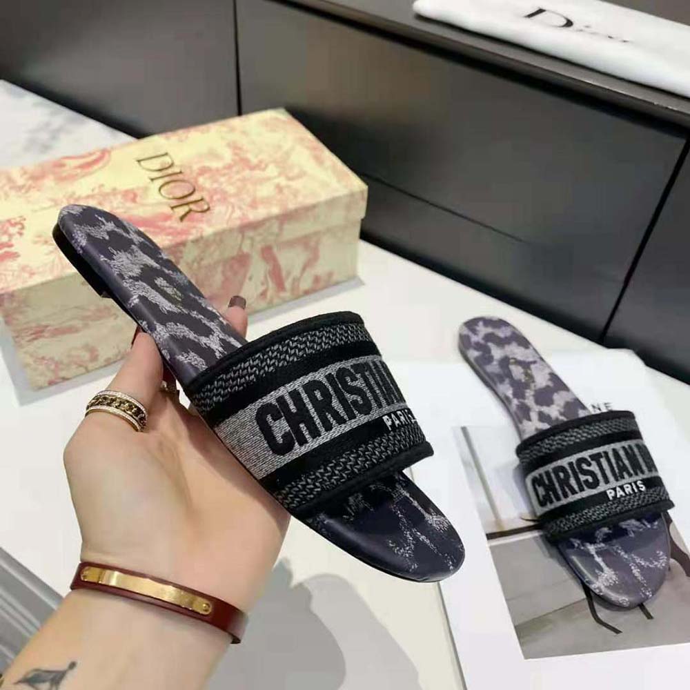 Dior Women Dway Slide Gray Mizza Embroidered Cotton and Metallic Thread - image 6