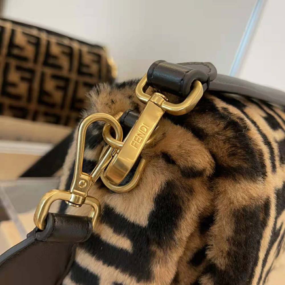 Fendi Women Baguette Brown Sheepskin Bag - image 5