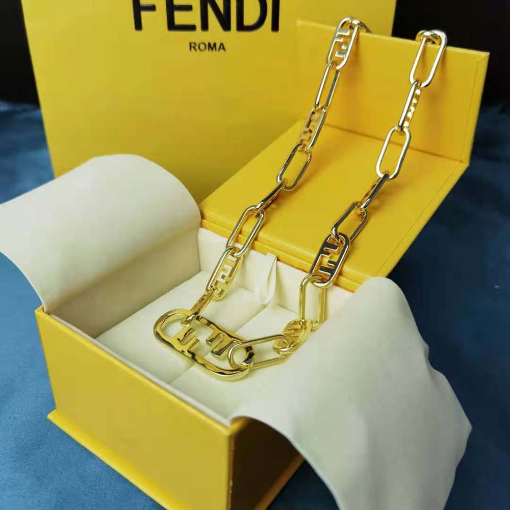 Fendi Women Necklace with Fendi OLock Mesh and Oval Clip - image 3