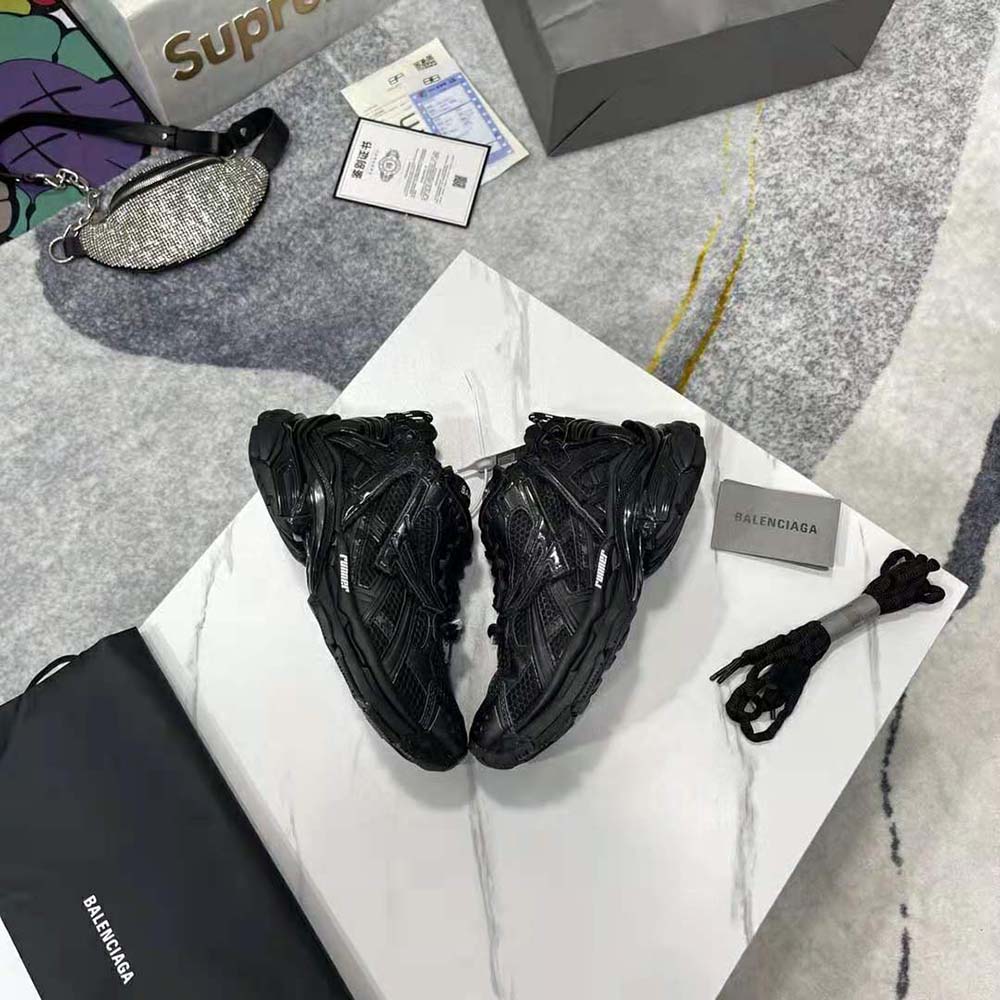 Balenciaga Women Runner Sneaker in Black Mesh and Nylon - image 6