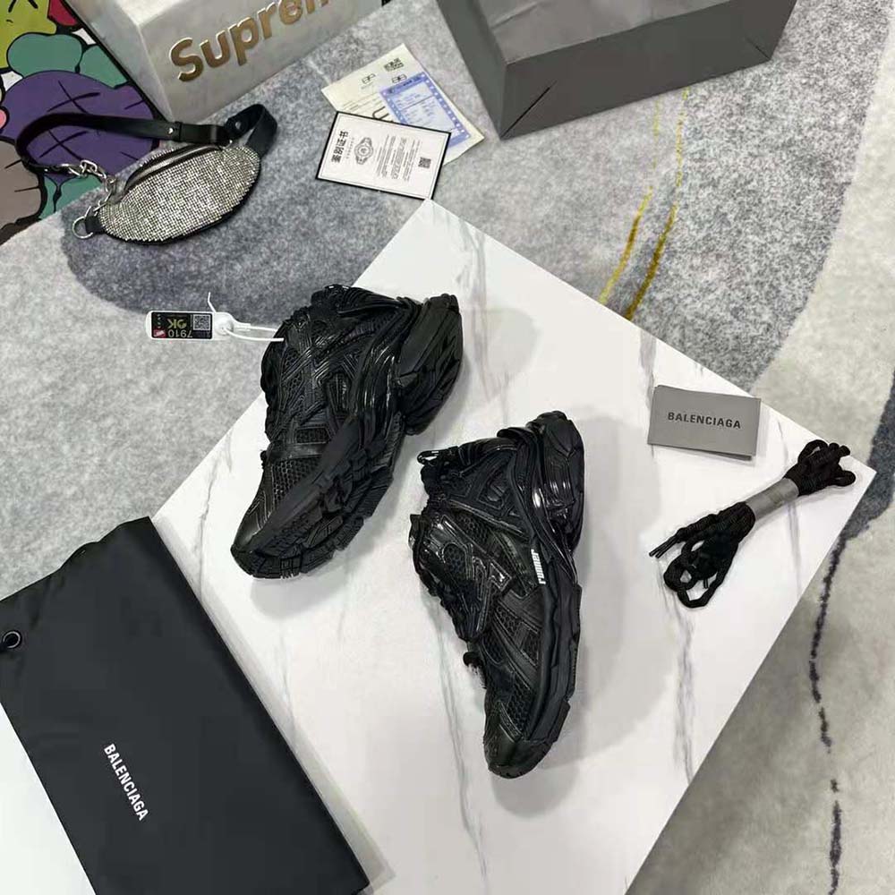 Balenciaga Women Runner Sneaker in Black Mesh and Nylon - image 5