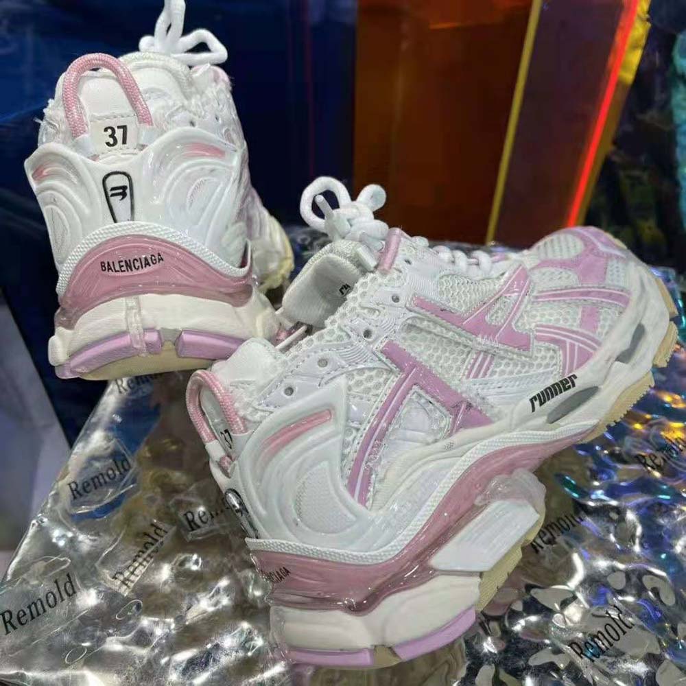 Balenciaga Women Runner Sneaker in White Mesh and Nylon - image 6