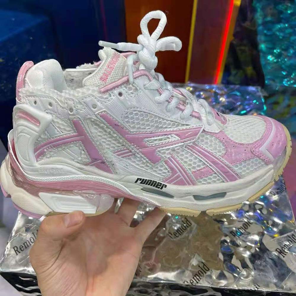 Balenciaga Women Runner Sneaker in White Mesh and Nylon - image 8