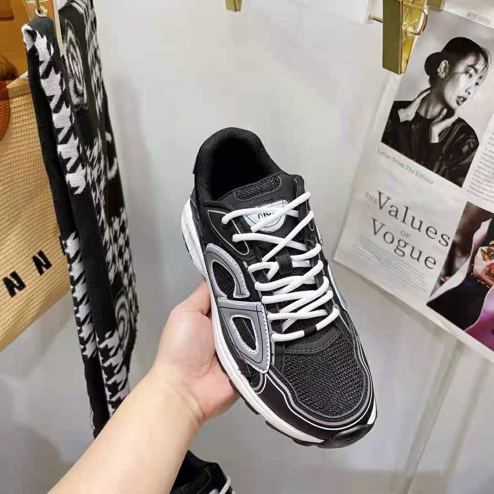 Dior Men B30 Sneaker Black Mesh and Technical Fabric - image 9