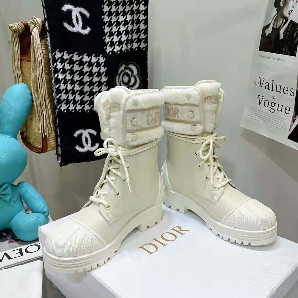 Dior Women D-Major Ankle Boot White Calfskin and Lambskin Wool - image 4